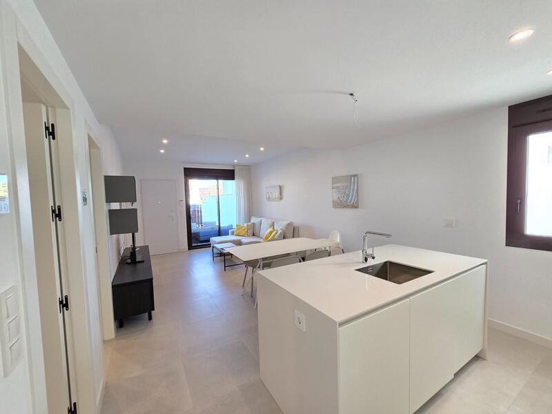2 bedroom Apartment for sale