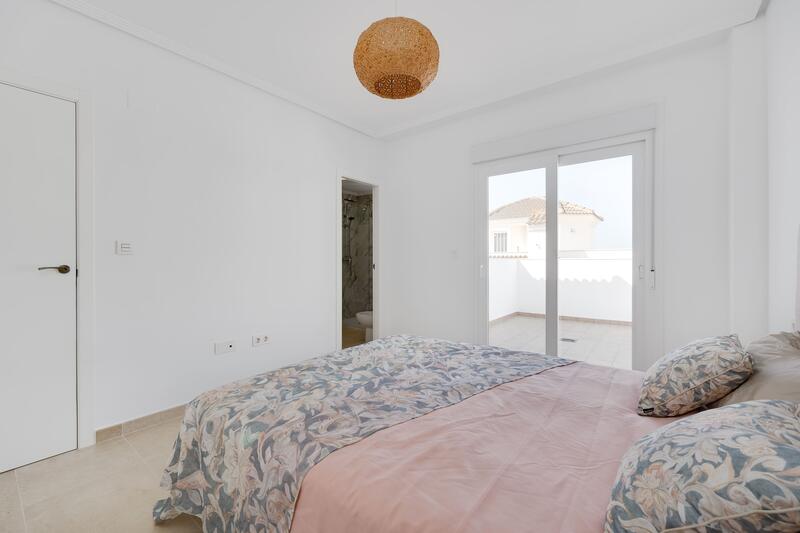 3 slaapkamer Villa Te koop 3 slaapkamer Villa Te koop