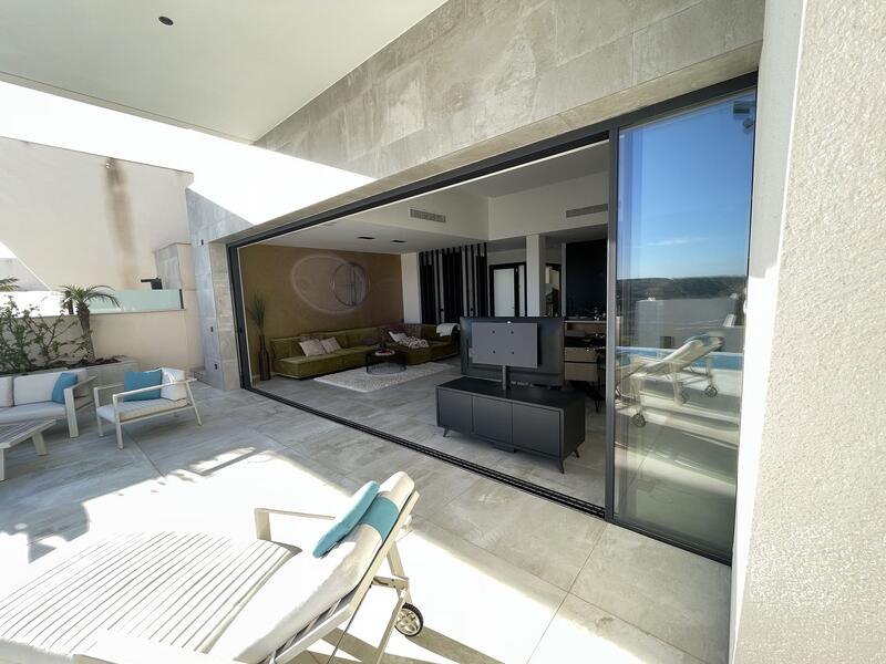 4 Cuarto Villa en venta