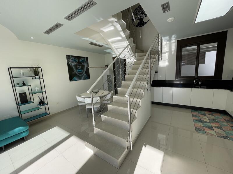 2 slaapkamer Villa Te koop 2 slaapkamer Villa Te koop