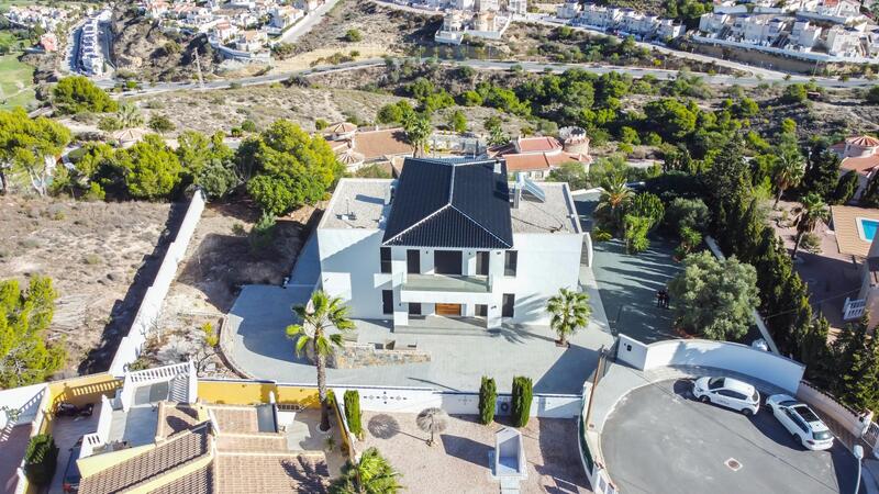 6 Schlafzimmer Villa zu verkaufen 6 Schlafzimmer Villa zu verkaufen