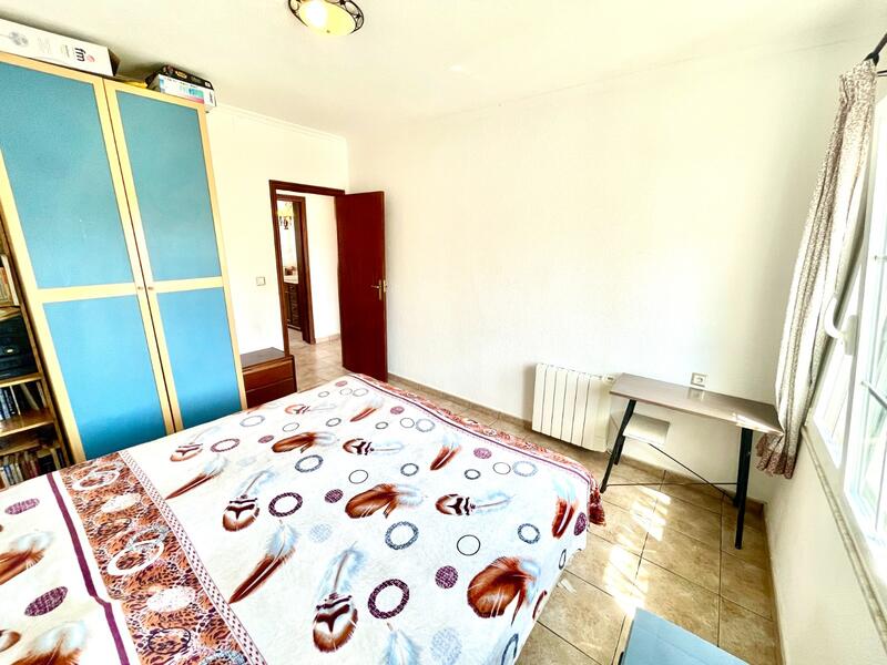 4 Cuarto Villa en venta