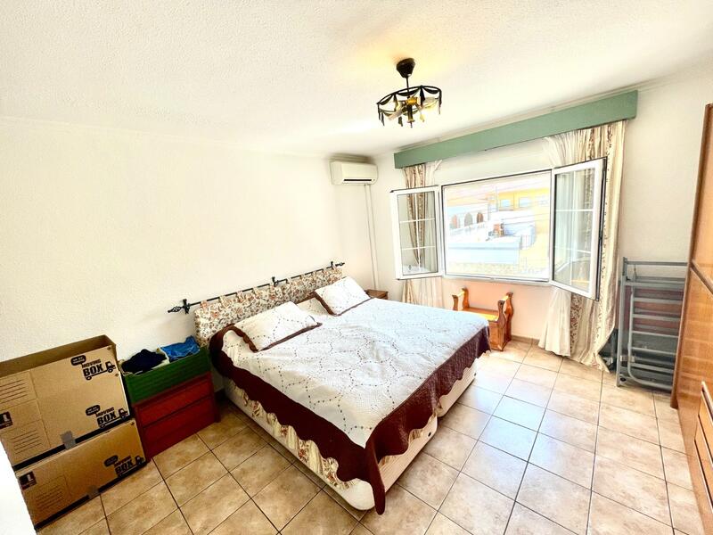 4 Cuarto Villa en venta