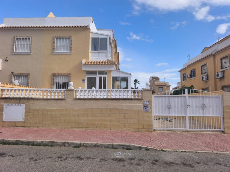 3 Cuarto Adosado en venta 3 Cuarto Adosado en venta