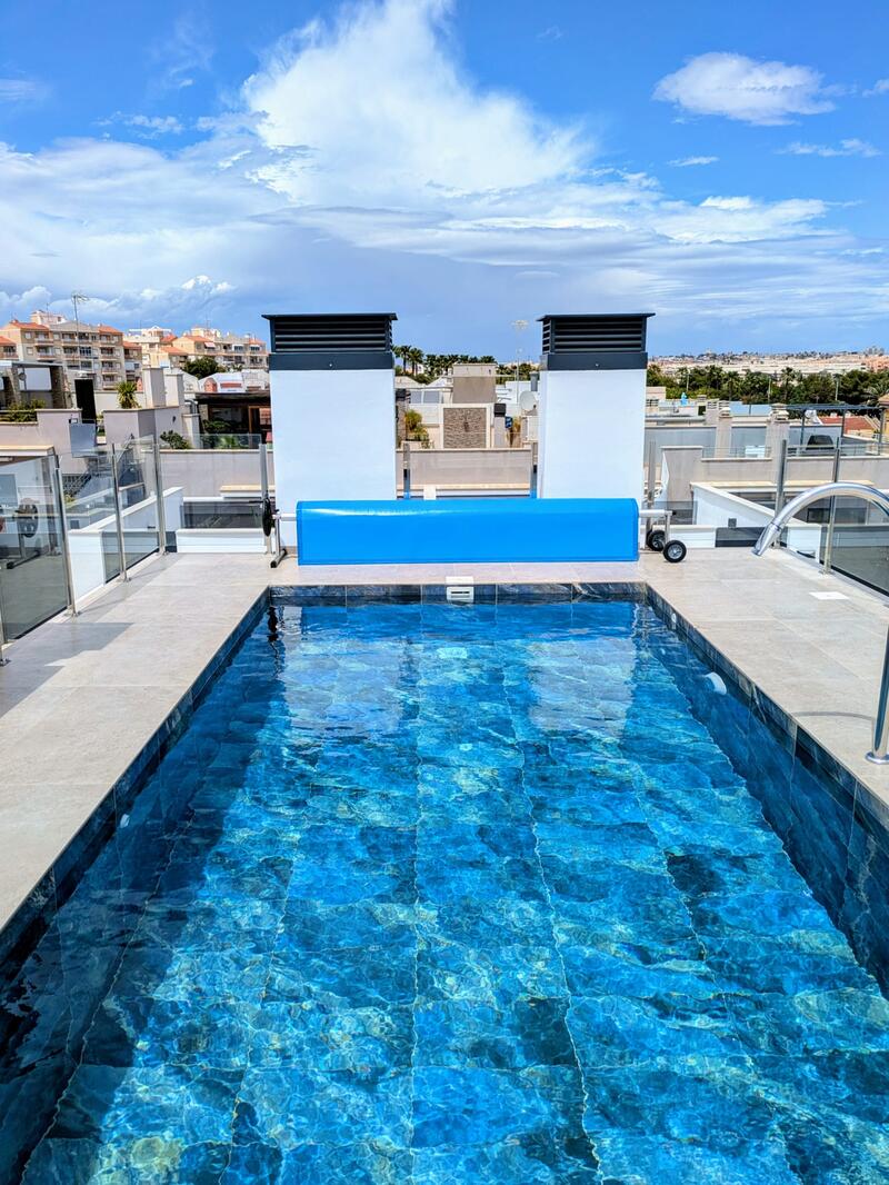 2 bedroom Apartment for sale 2 bedroom Apartment for sale