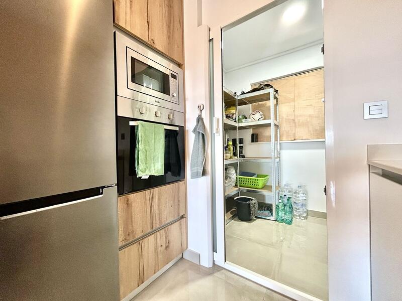 2 slaapkamer Appartement Te koop