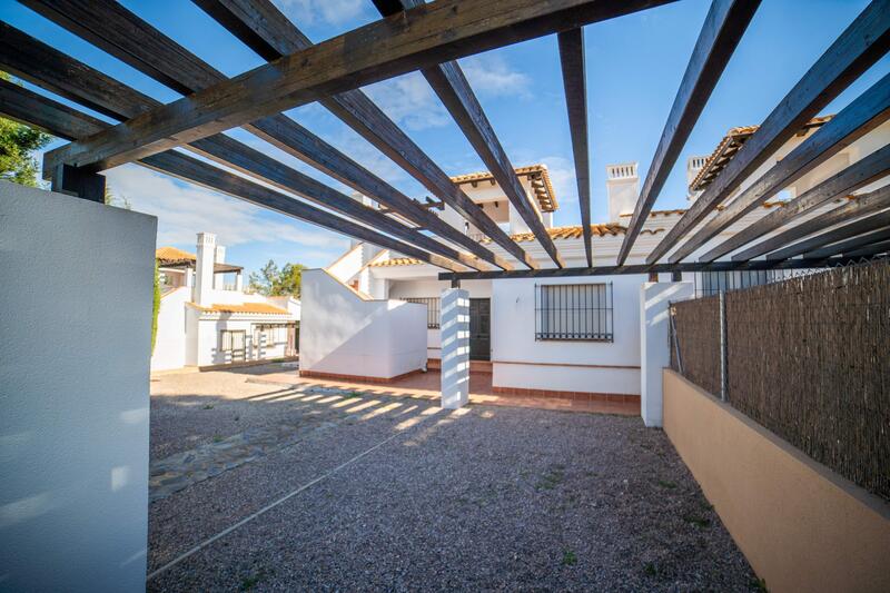 2 bedroom Townhouse for sale 2 bedroom Townhouse for sale