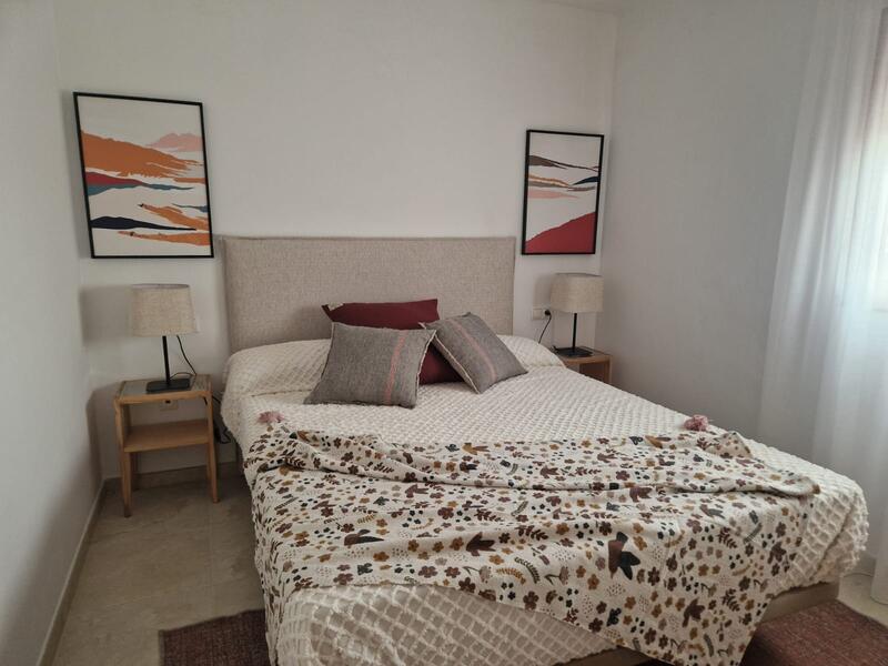 2 slaapkamer Appartement Te koop 2 slaapkamer Appartement Te koop
