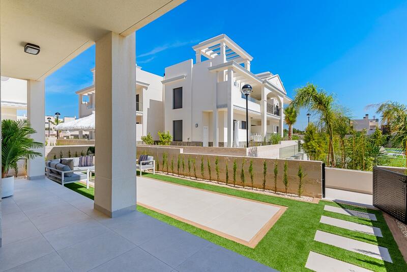 2 slaapkamer Villa Te koop 2 slaapkamer Villa Te koop