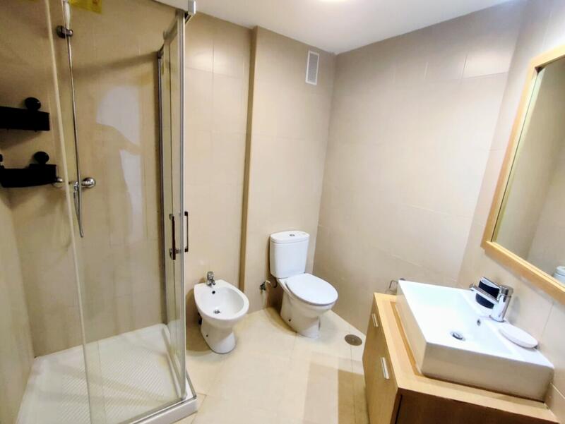 2 slaapkamer Appartement Te koop 2 slaapkamer Appartement Te koop