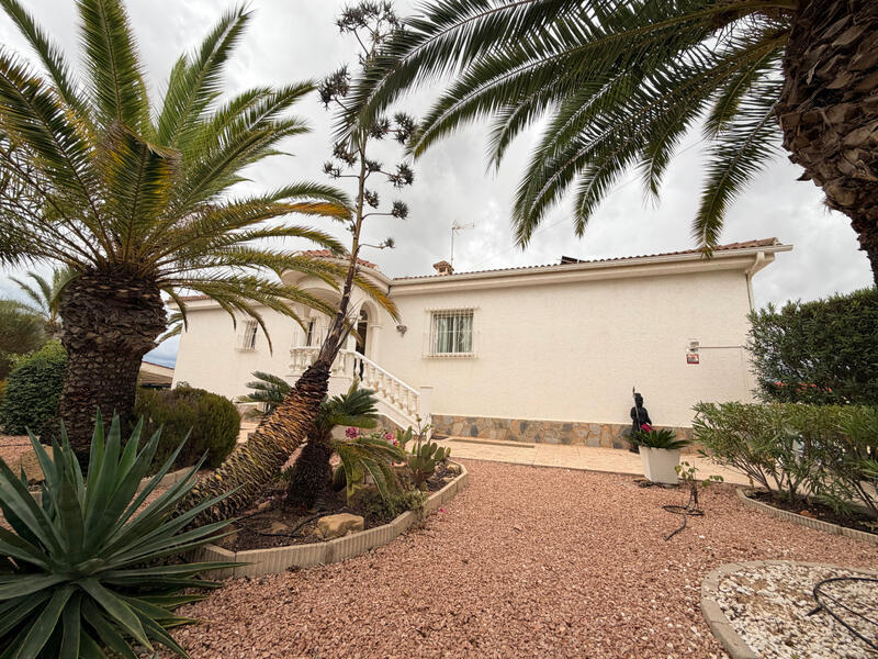 5 Schlafzimmer Villa zu verkaufen 5 Schlafzimmer Villa zu verkaufen
