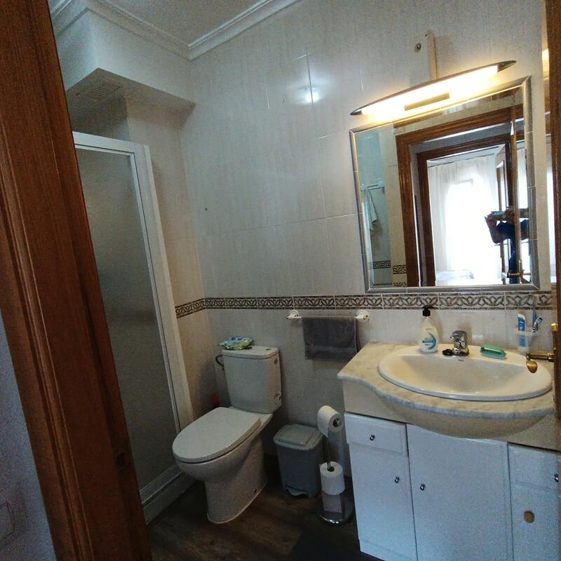 2 slaapkamer Appartement Te koop 2 slaapkamer Appartement Te koop