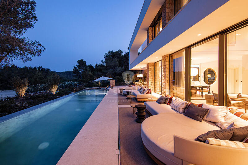 5 bedroom Villa for sale