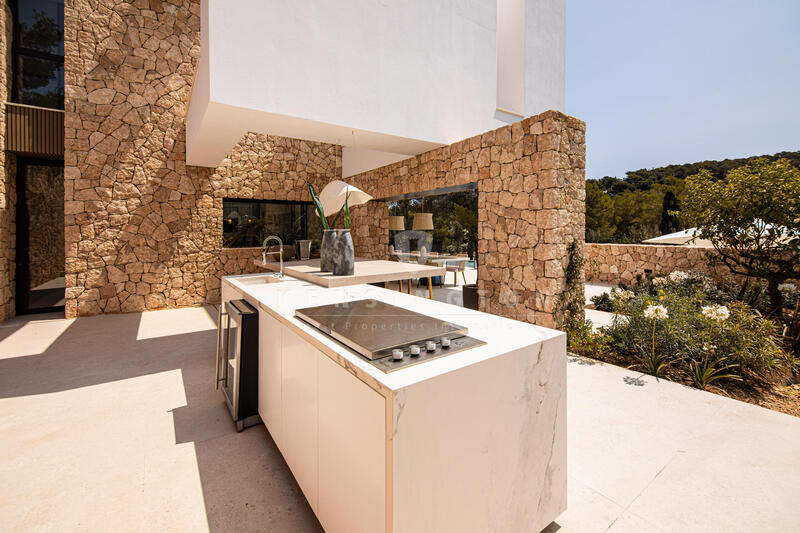 5 bedroom Villa for sale