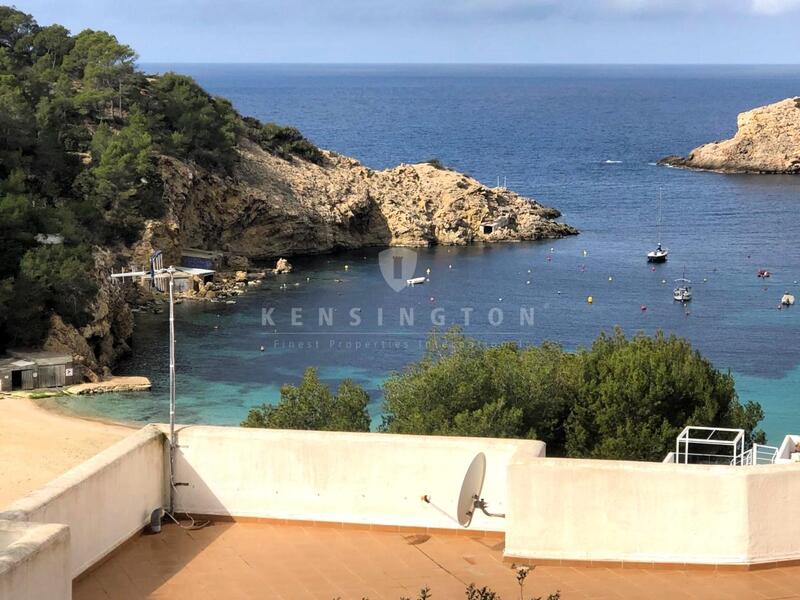 Radhus till salu i Cala Portinax, Ibiza