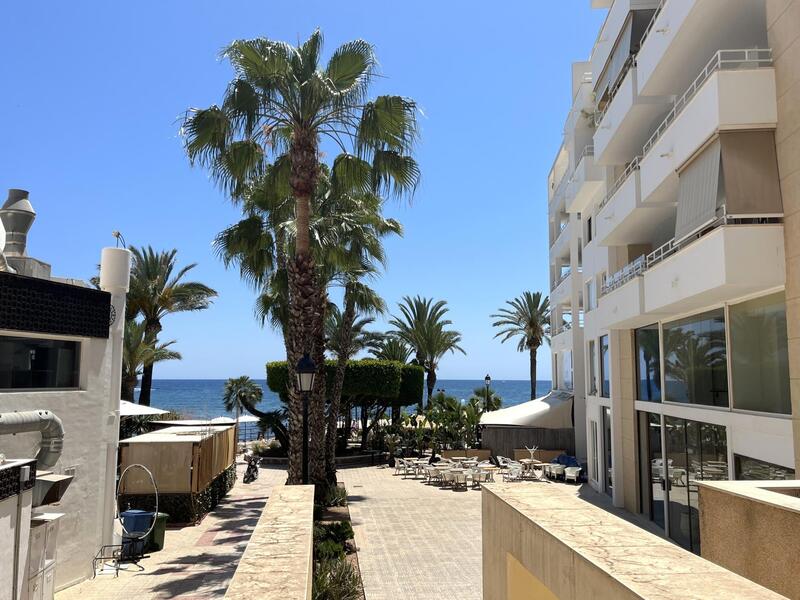 квартира в долгосрочную аренду в Santa Eulalia del Rio, Ibiza
