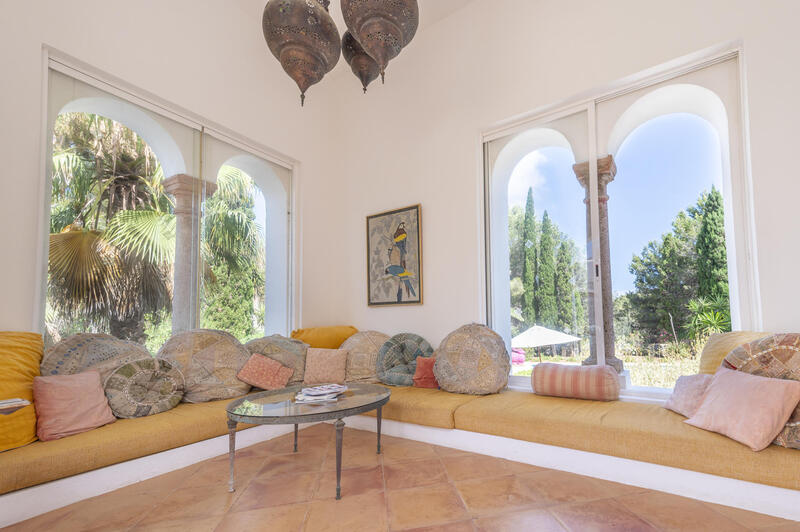 7 Cuarto Casa de Campo en venta