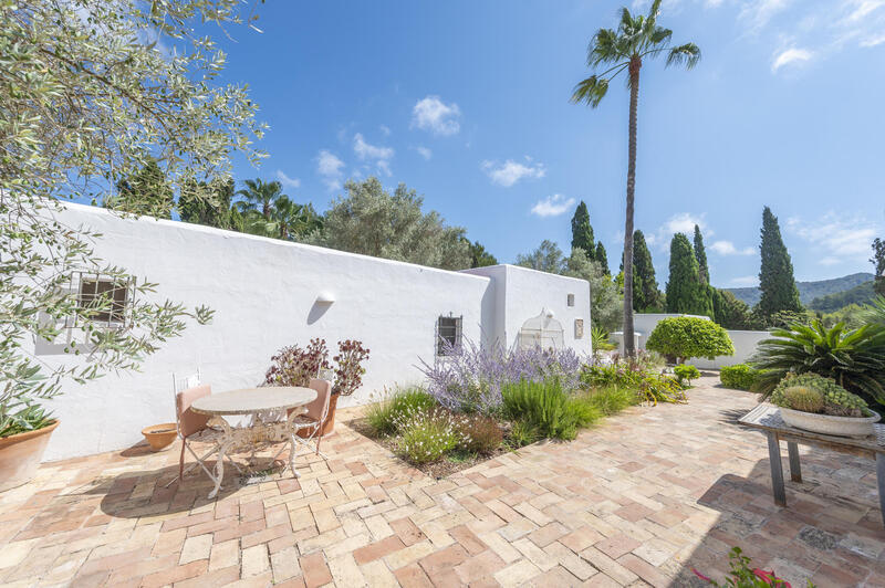 7 Cuarto Casa de Campo en venta