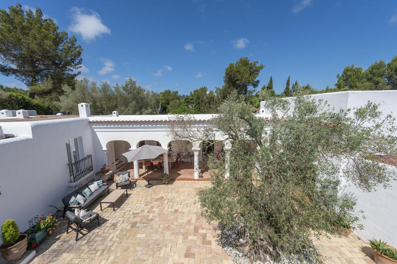 7 Cuarto Casa de Campo en venta