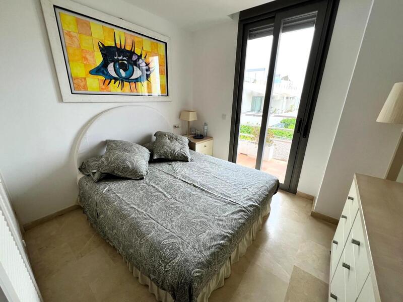 4 bedroom Villa for Long Term Rent