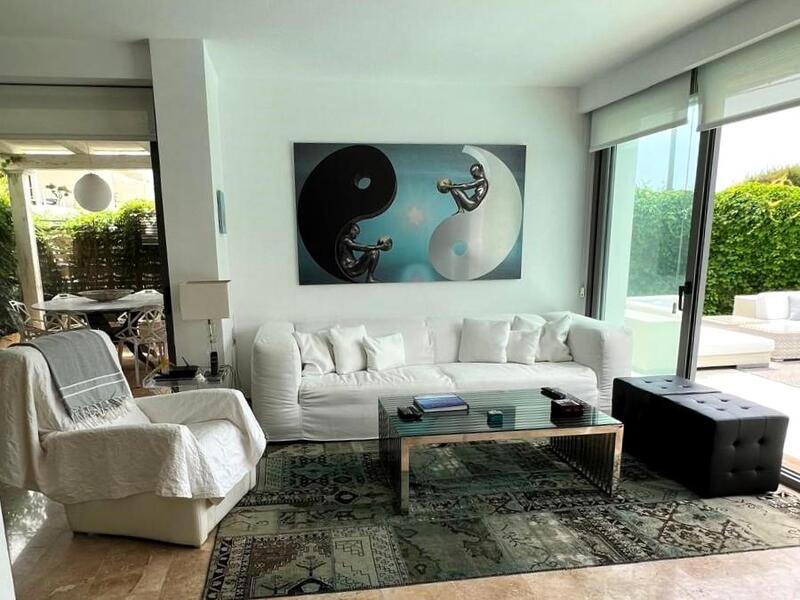 4 bedroom Villa for Long Term Rent