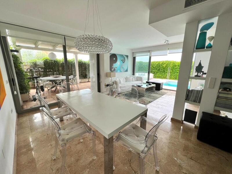 4 bedroom Villa for Long Term Rent