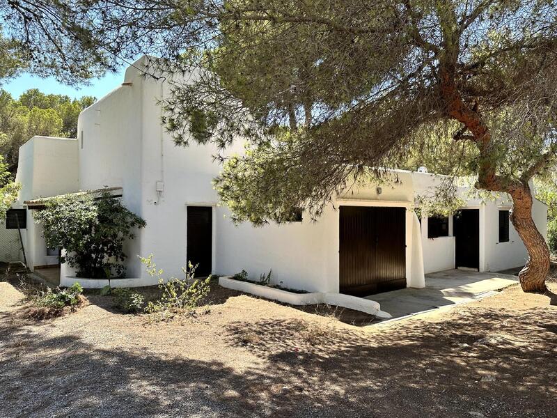 5 bedroom Villa for sale