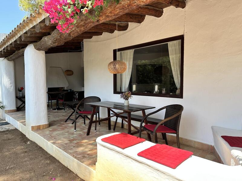 5 bedroom Villa for sale