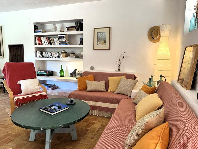 5 bedroom Villa for sale