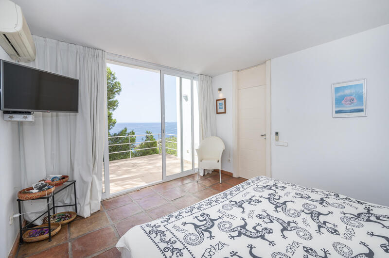 5 bedroom Villa for sale