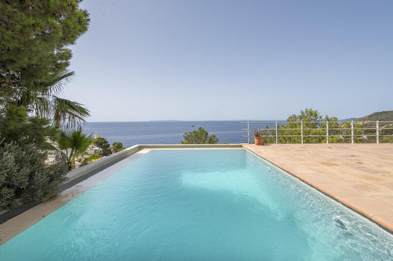 5 bedroom Villa for sale