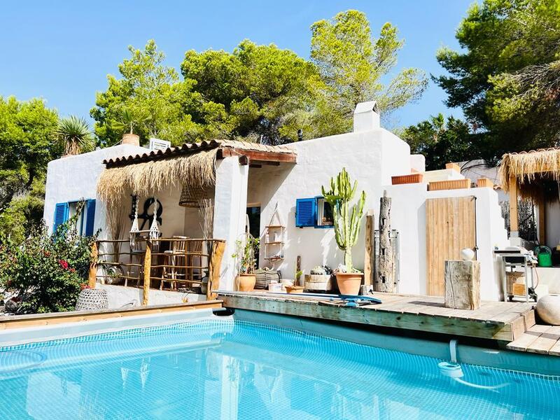 Stadthaus zu verkaufen in Cala Portinax, Ibiza