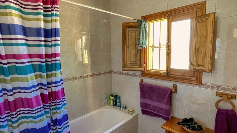 3 bedroom Country House for sale