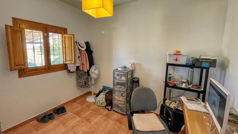 3 bedroom Country House for sale