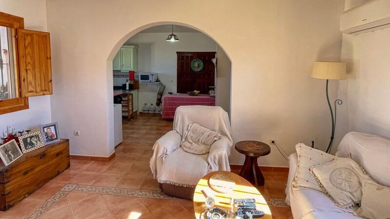 3 bedroom Country House for sale