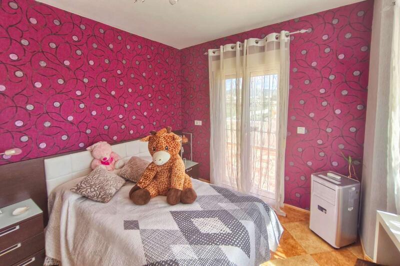 3 slaapkamer Landhuis Te koop