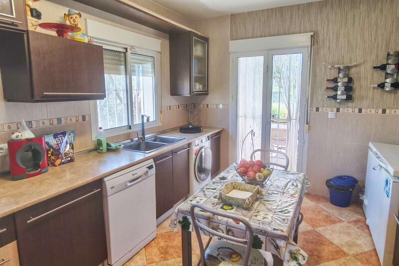 3 slaapkamer Landhuis Te koop