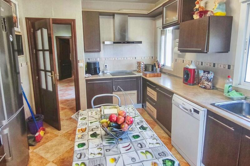 3 slaapkamer Landhuis Te koop