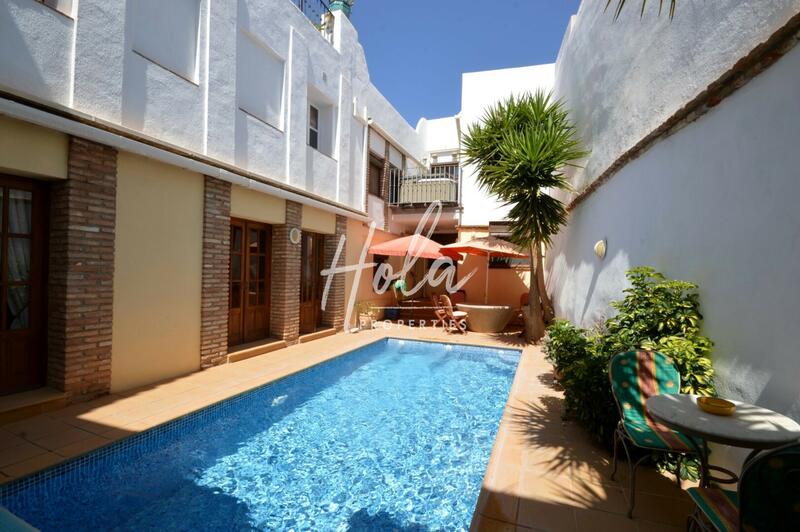 Townhouse for sale in Albuñuelas, Granada