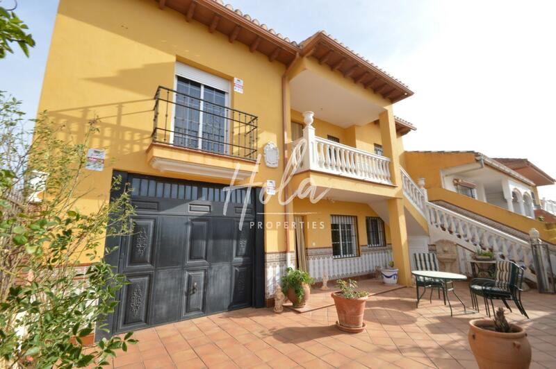 Villa for sale in Villamena, Granada