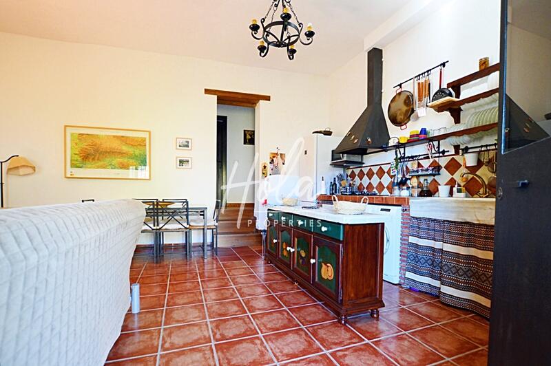 3 bedroom Country House for sale