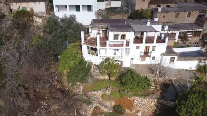 Деревенский Дом продается в Orgiva, Granada