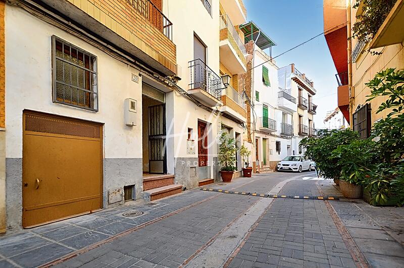 Maison de Ville à vendre dans Lanjaron, Granada