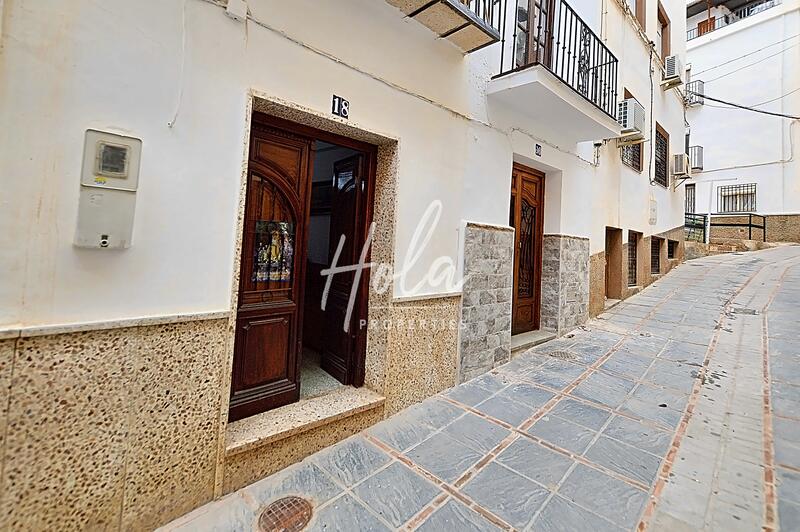 Byhus til salg i Lanjaron, Granada