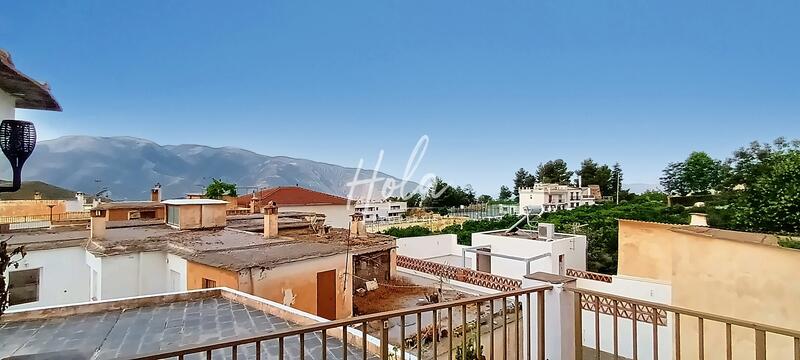 2 bedroom Townhouse for sale