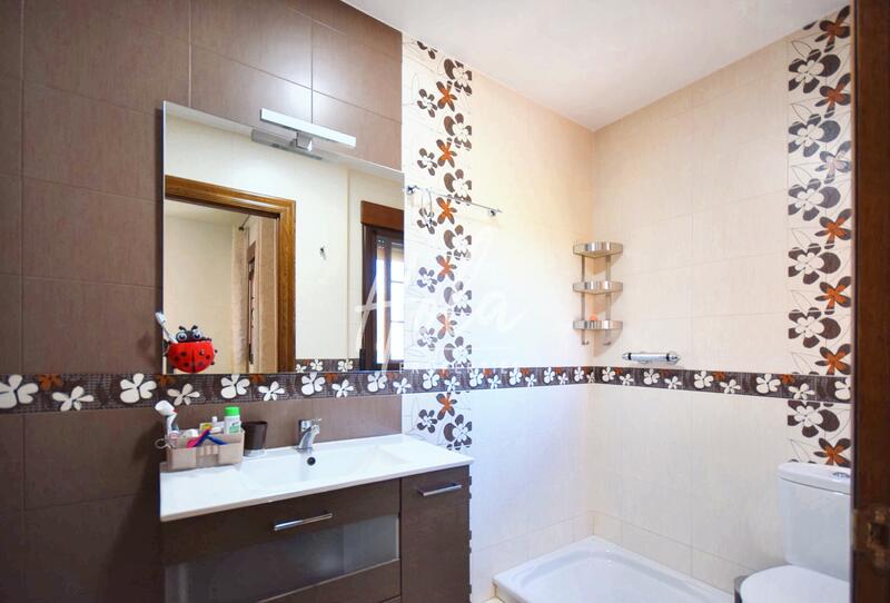 3 Cuarto Adosado en venta
