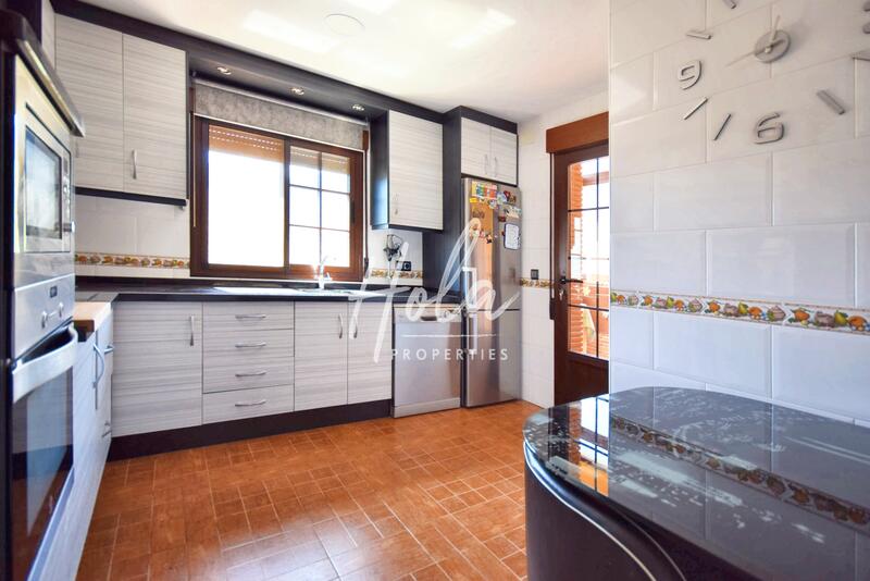 3 Cuarto Adosado en venta