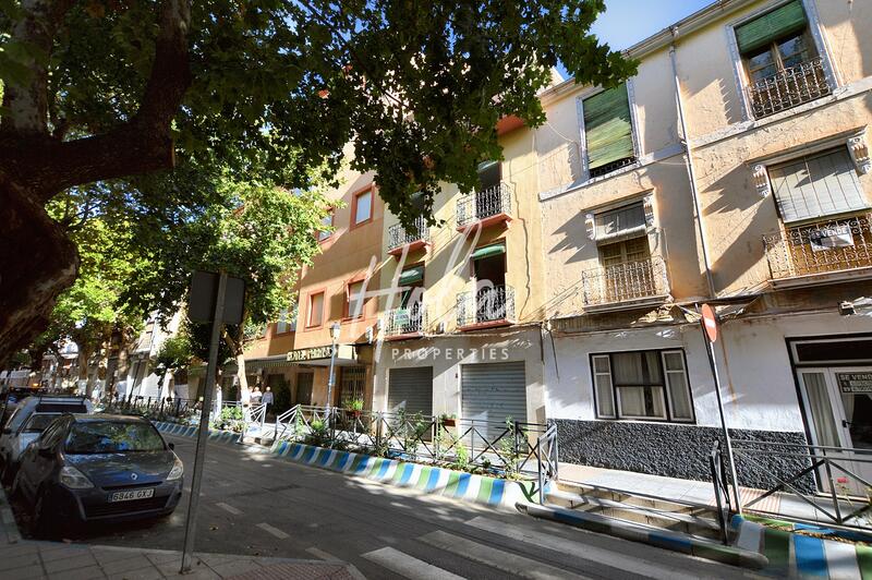 Byhus til salg i Lanjaron, Granada