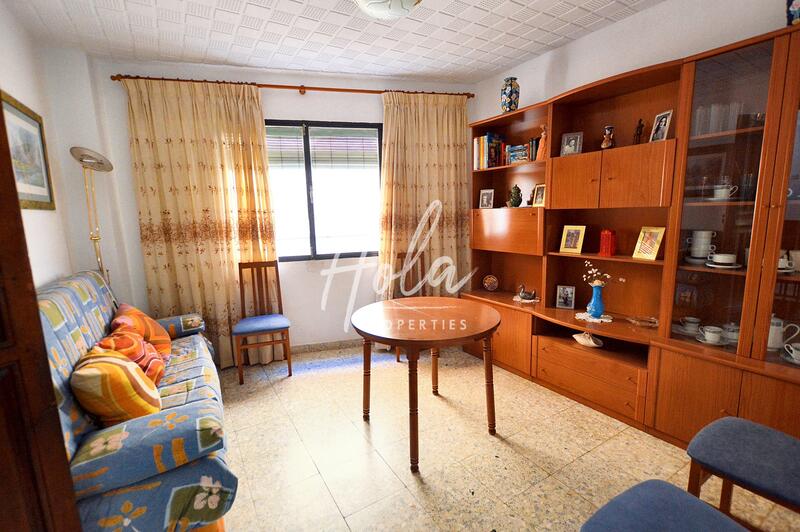 5 bedroom Townhouse for sale