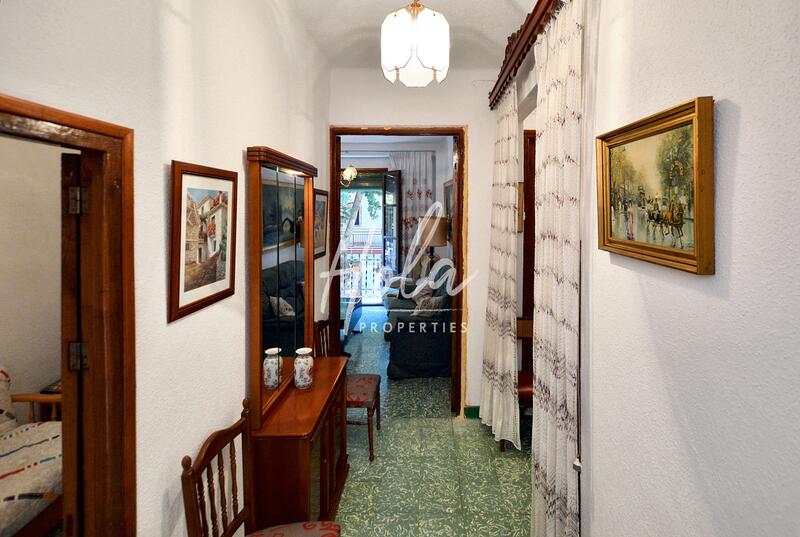 5 bedroom Townhouse for sale